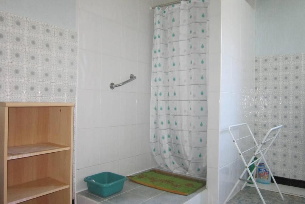 Appartement Rdc Maison De Village Savignac-les-Ormeaux Exterior foto